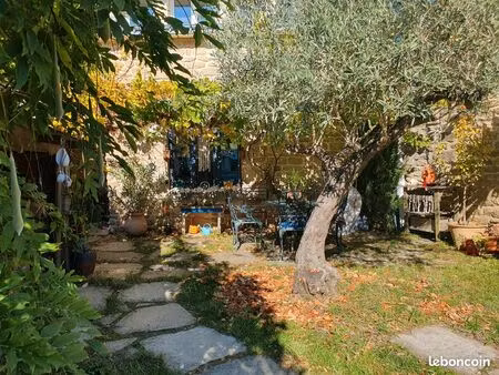 maison en pierre au coeur du golf de ploemeur