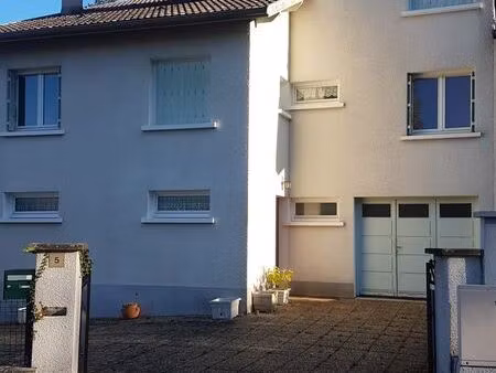 maison centre bas en basset