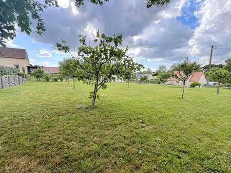 terrain constructible - fay - 805 m²
