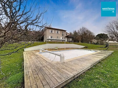 maison chalain d'uzore 5 pièce(s) 128 m² - 4 chambres - double garage