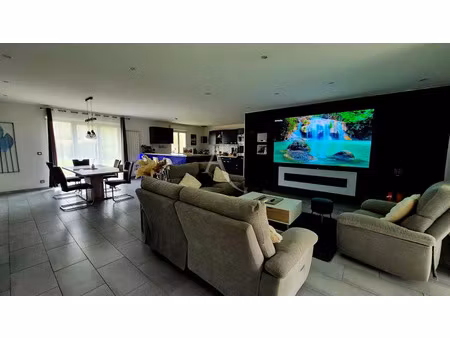 vente maison 6 pièces 173 m² à varaize (17400)  328 500 €