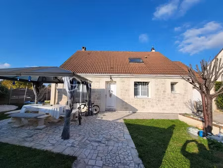 vente maison 7 pièces 124 m² à combs-la-ville (77380)  395 000 €