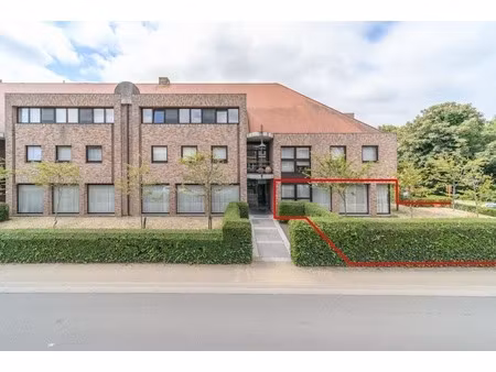 commercieel te koop in koksijde met 5 slaapkamers