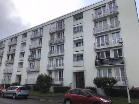 location appartement 4 pièces à rezé (44400) : à louer 4 pièces / 72m² rezé
