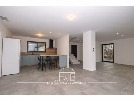 maison 6 pièces - 146 m²