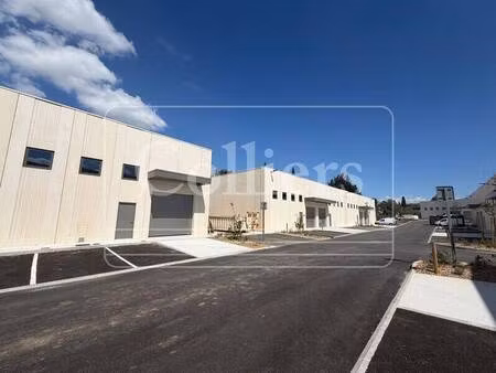 entrepôt à vendre