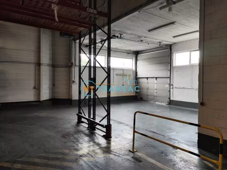 location local commercial