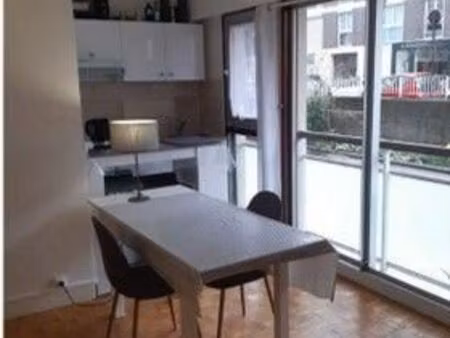 studio 1 pièce 25 m²