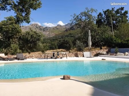 particulier vend – propriété de caractère avec piscine-lagon et panorama sur le monte gros