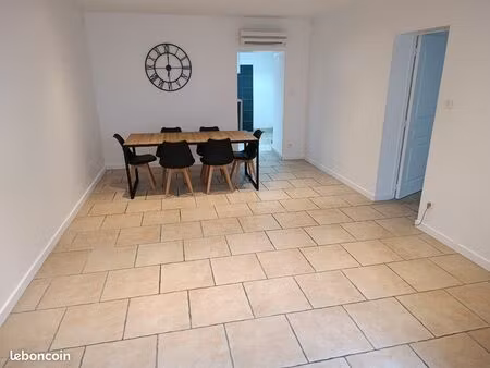 t2 + terrasse centre de bellegarde