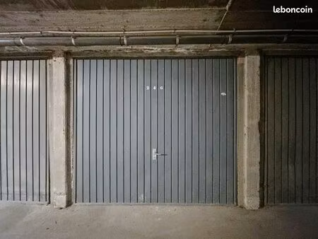 garage box fermé - sous terrain - rue de beaucaire - nimes