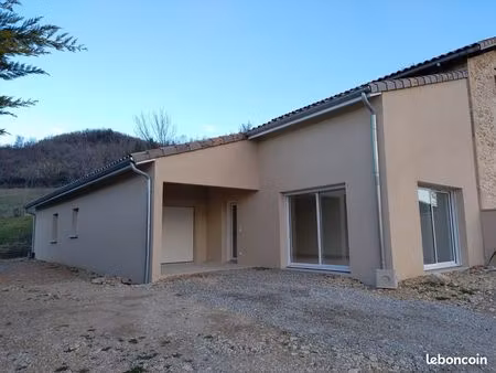 maison mitoyenne 122m2