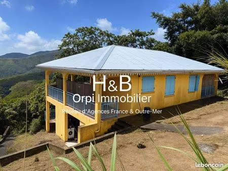 villa 3 pièces 120 m²