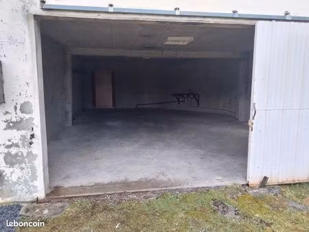 location garage avec terrain