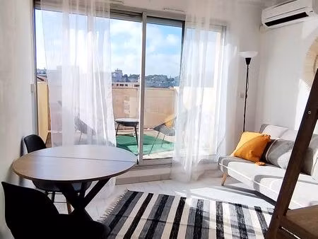 studio avec terrasse  meublé
