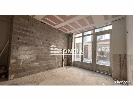 nîmes centre murs commerciaux