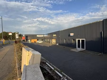 local commercial 120 m² saint-martin-des-champs