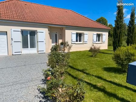 maison de plain-pied   91 m2  3 chambres