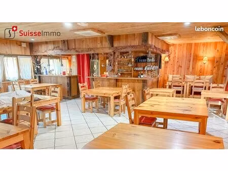 immeuble 10 pièces 300 m²