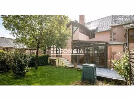 magnifique maison dans le coeur du vallon avec jardin  garage et cave - marcillac