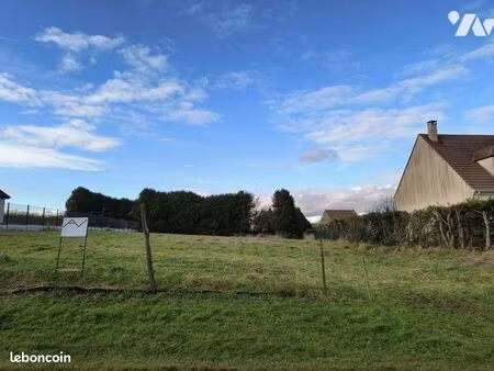 terrain 1784 m² la ferte milon