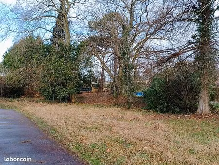 terrain constructible proche commodités dans joli village du sud-ouest des landes