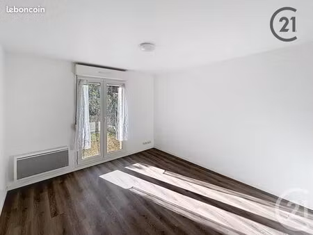 studio 1 pièce 22 m²