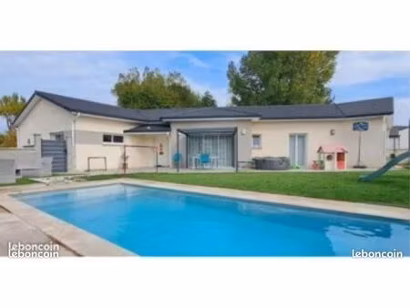 maison - 5 pièces - 140m²