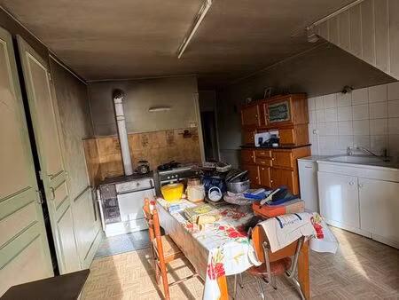 maison de ville totalement à rénover