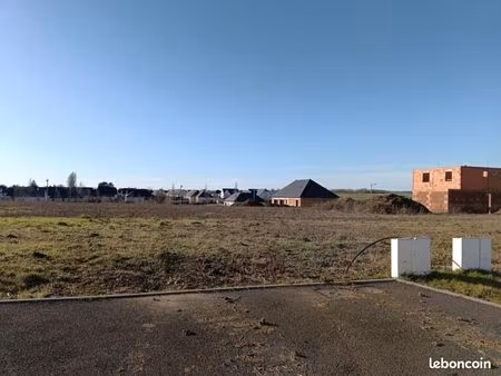 terrain 650 m² chauny