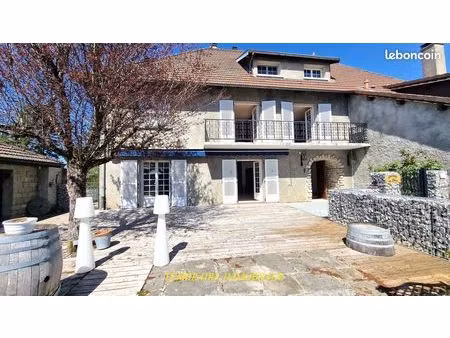 duplex 6 pièces 225 m²