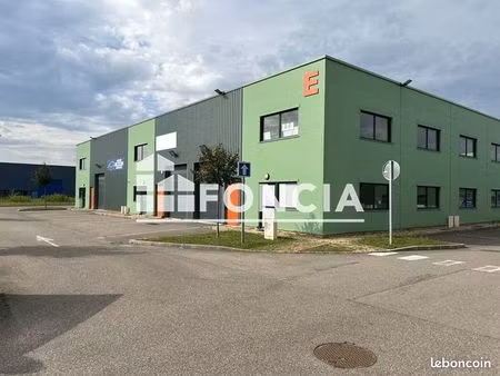 à vendre – atelier / entrepôt artisanal avec bureaux climatisés – civrieux (01390)