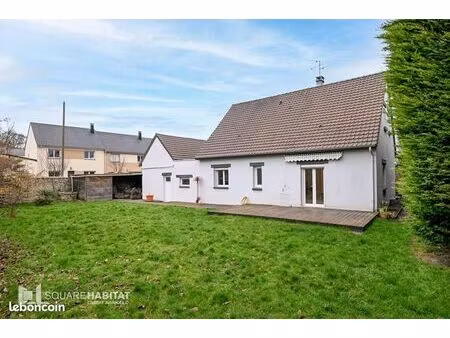 château 7 pièces 127 m²