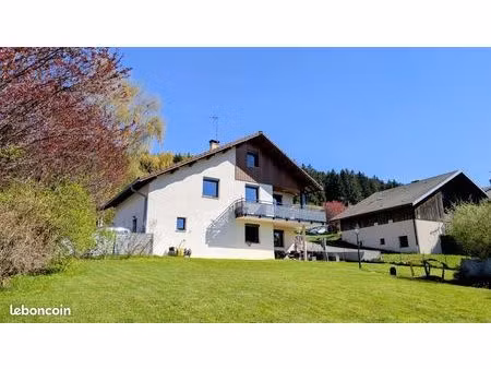 maison 8 pièces 154 m²