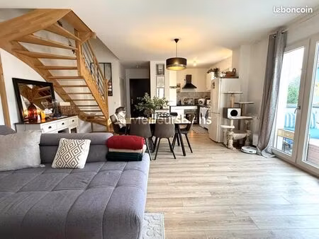 immeuble 9 pièces 206 m²