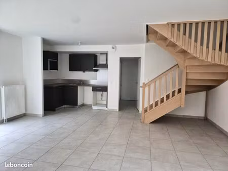 maison 4 pièces 85 m²