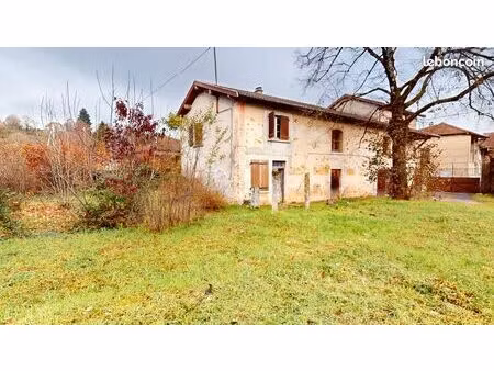 maison 6 pièces 215 m²