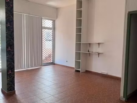 local commercial 35 m²