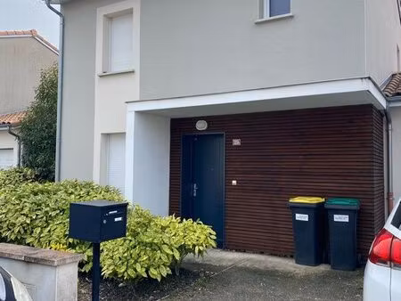 maison individuelle 4 pièces avec garage et jardin
