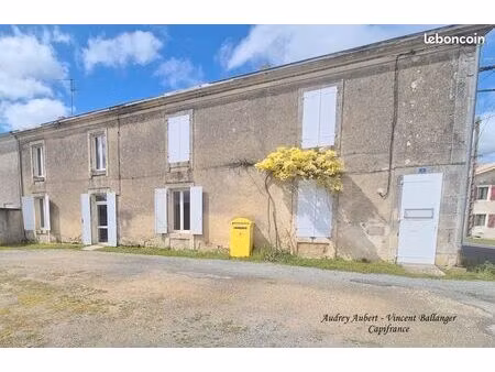 maison 9 pièces 240 m²