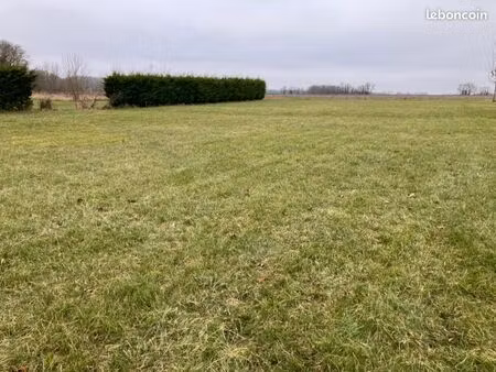 terrain 1 042 m² mons