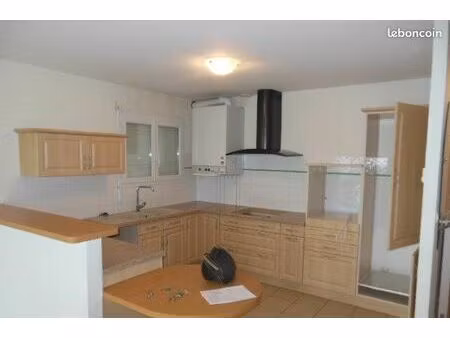 appartement 3 pièces 82 m²