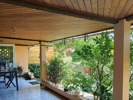 vends maison sur terrain entierrement meublée ile de la reunion