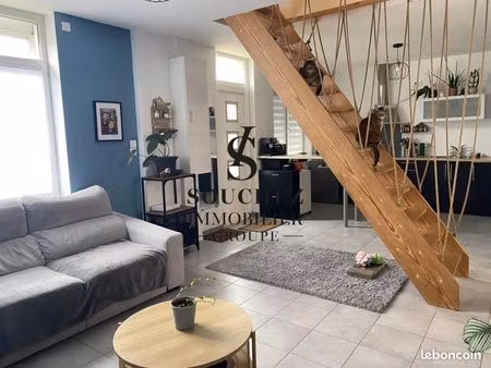 maison 5 pièces 82 m²