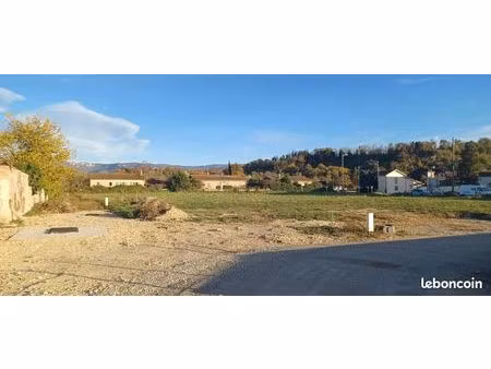 terrain 605 m² chabeuil