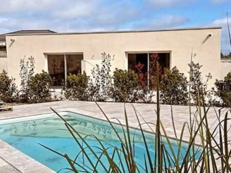 villa 6 pièces 120 m²