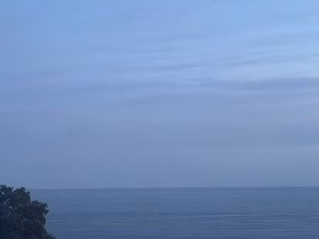 recherche appartement vue mer – 1 chambre minimum – 150 000 à 180 000