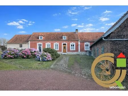 propriété 8 pièces 196 m²