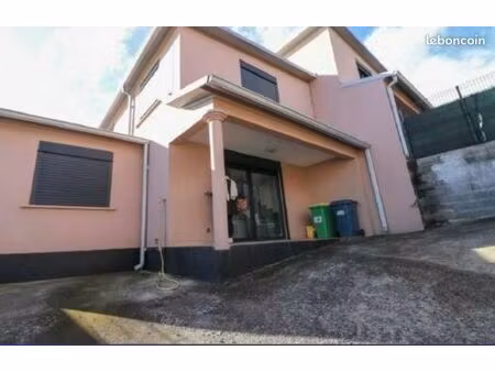 à vendre : deux maisons jumelées à le piton saint leu