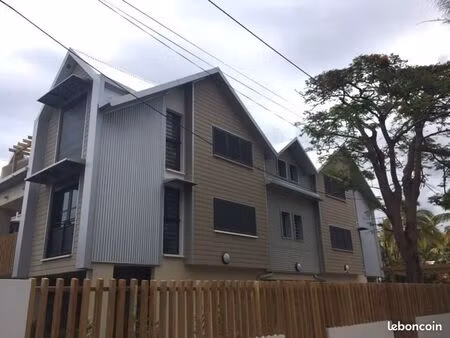 coup de cœur a la saline les bains. appartement de type t3 à 2 minutes du lagon